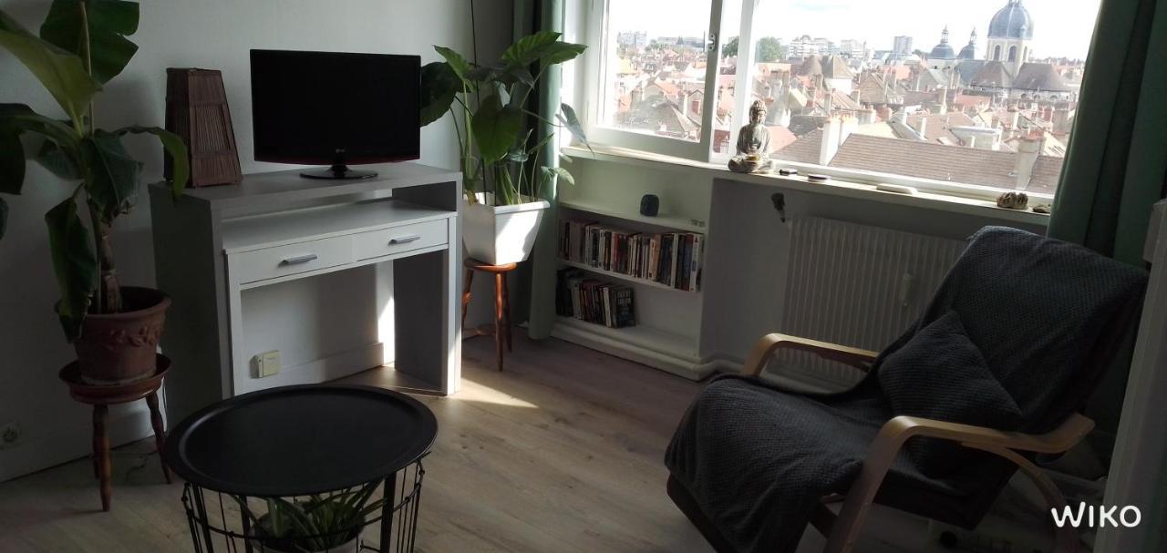 F2 30M2 - Vue Exceptionnelle Sur La Vieille Ville Chalon-sur-Saône Exteriör bild