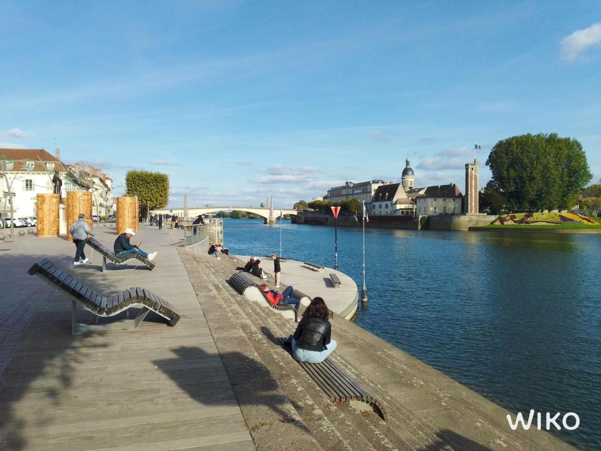F2 30M2 - Vue Exceptionnelle Sur La Vieille Ville Chalon-sur-Saône Exteriör bild